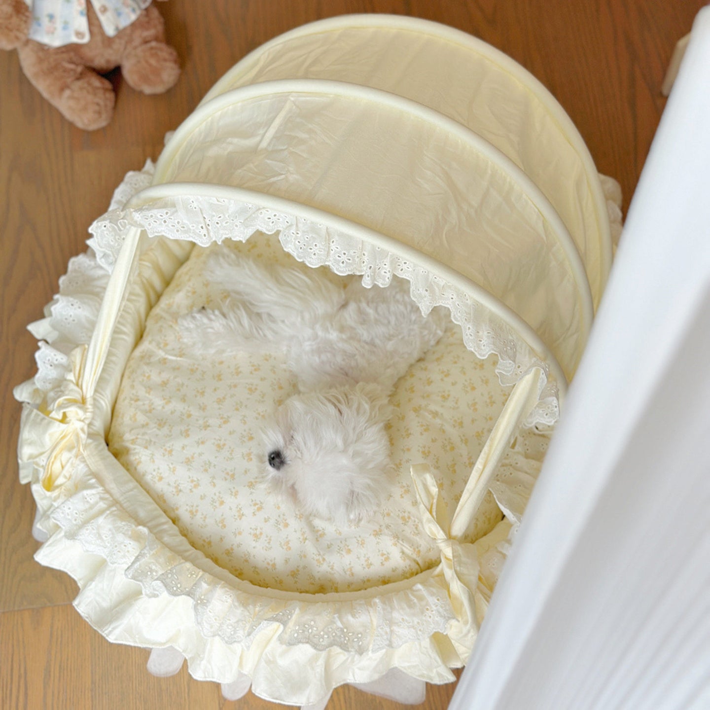 Cute Princess Style Pet Cradle Bed