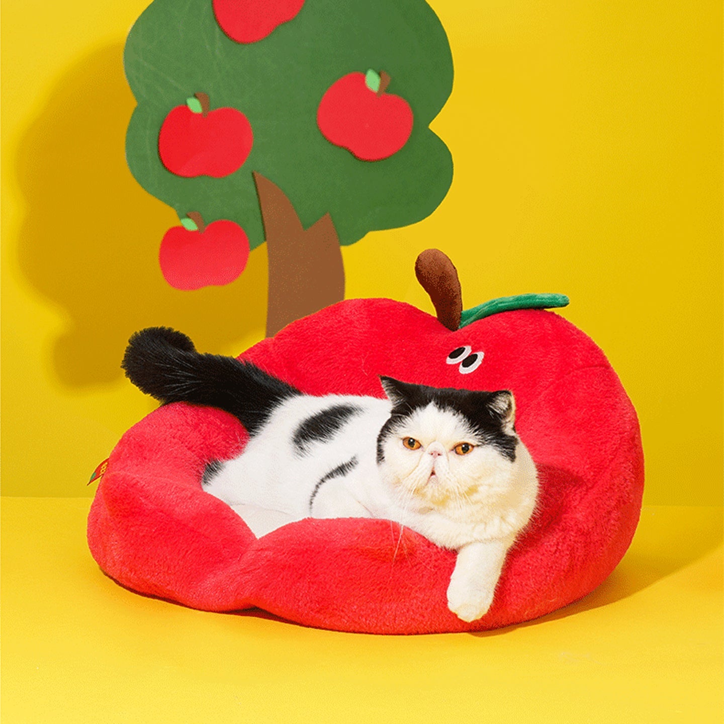 Cute Apple/Pear Shaped Pet Bed